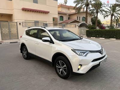 !! Toyota Rav 4 2018 AWD Automatic, ZERO ACCIDENT. SINGLE OWNER!!