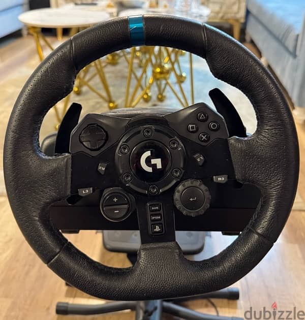 Logitech G923 (TRUEFORCE) + GAMAX chair setup. Steering wheel racing. 4