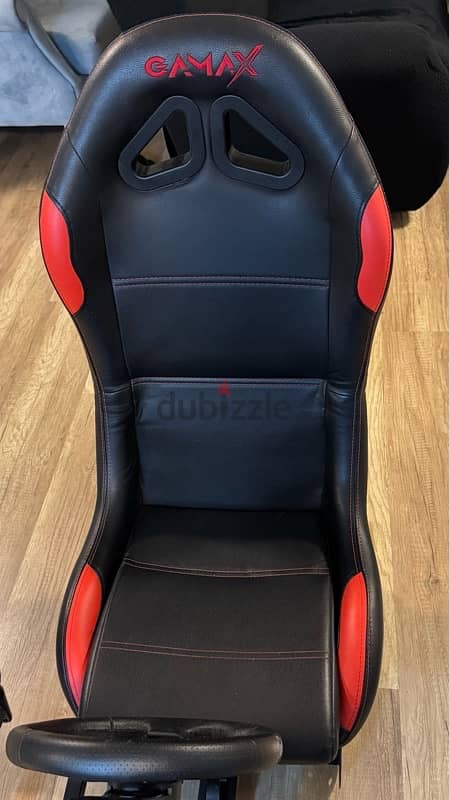 Logitech G923 (TRUEFORCE) + GAMAX chair setup. Steering wheel racing. 8