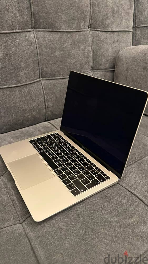 Apple MacBook Air 0