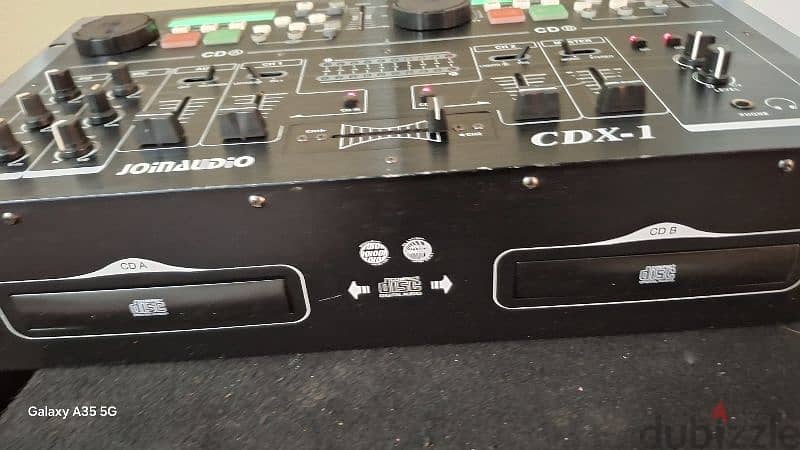 dj console all working good 6