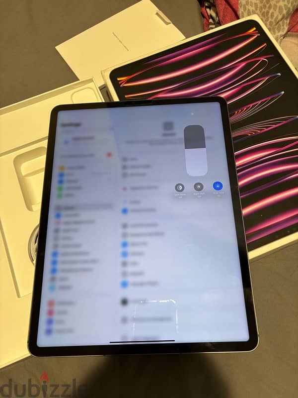 iPad Pro 6 generation 12.9 WiFi + 5G cellular 100. /. battery 7