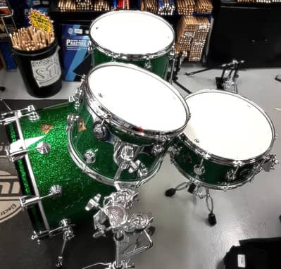 DW Classics Series Shell Pack 13,16,22 + 14sn - Green Glass Finish