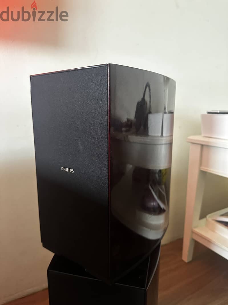 Philips 4 Ohm Bookshelf Speakers 1