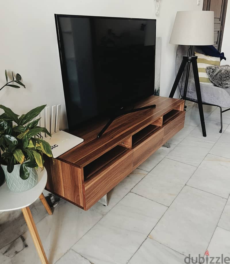 Home Center Brown TV Bench/Table (Urgent Sale) 3