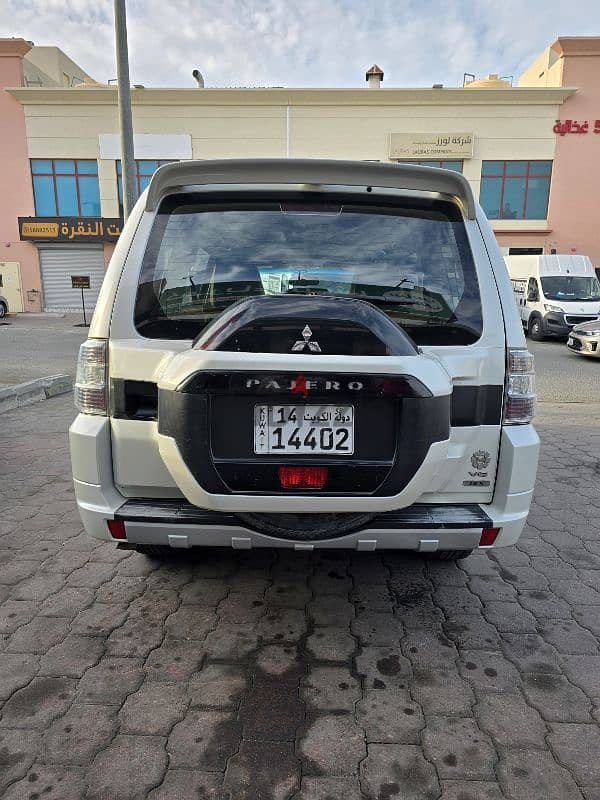 Mitsubishi Pajero 2016 2