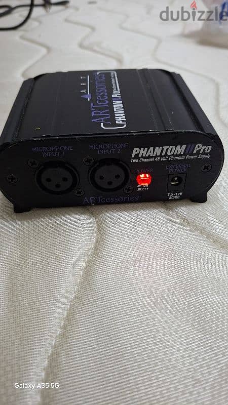 phantom pawer supply . 2 mic chanel. 3