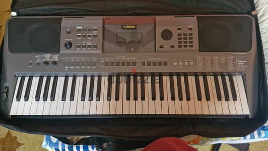 Yamaha PSR-I500 Keyboard