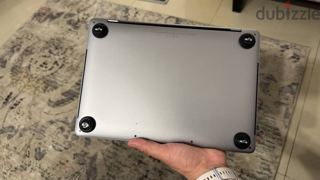 Macbook pro 13.3 inch 2018 2