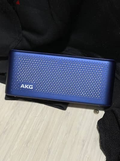 AKG S30 Bluetooth Speaker