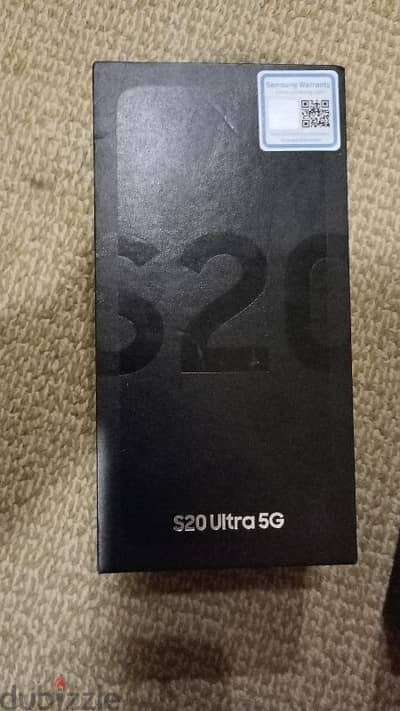 used S20 ultra 12 gb ram 128 gb used like new with box and charger