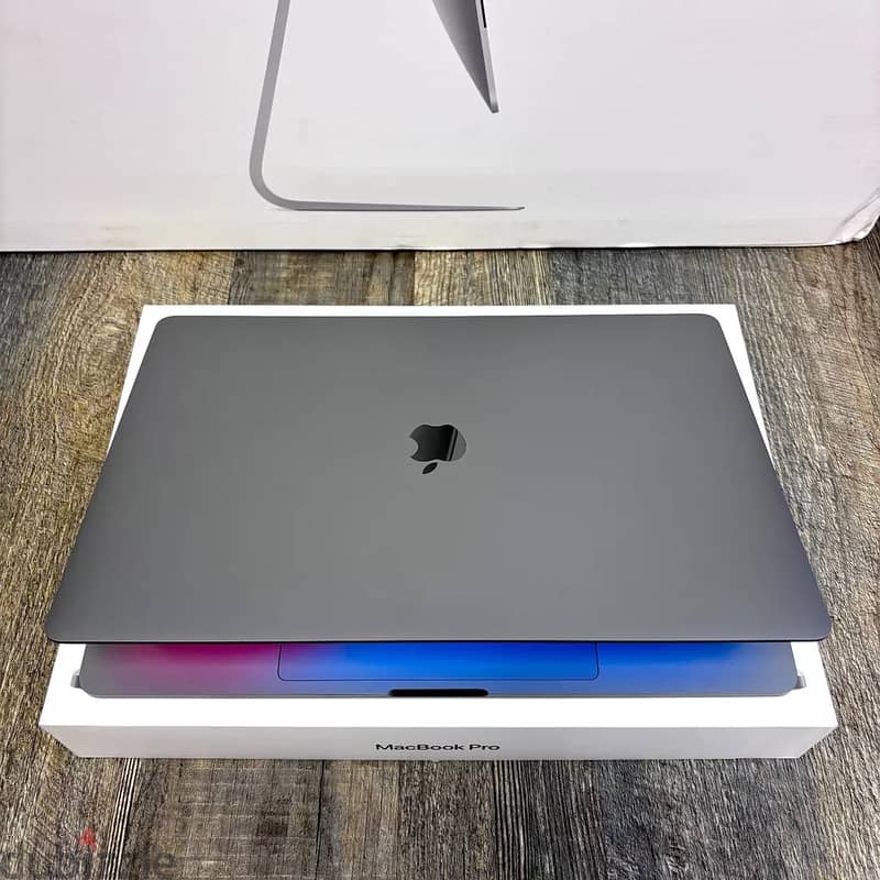 EMI Macbook pro 16 M4 48GB RAM 1TB SSD WhatsApp Chat : +1 7144191773 2