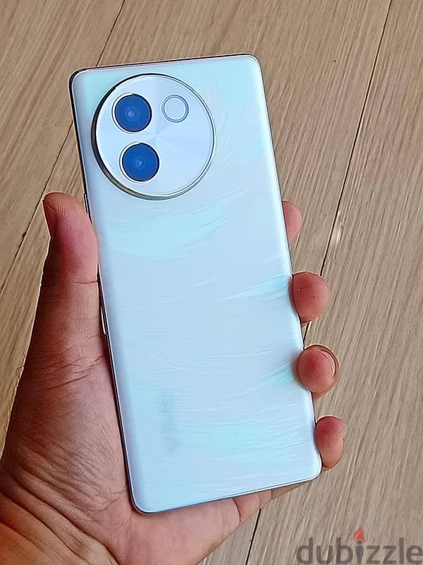 Vivo V30E. 5G 12gb ram 256gb memory box pack. if anyone want call me 2