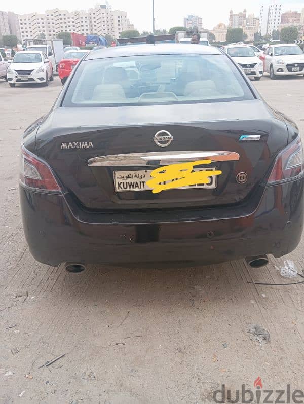 Nissan Maxima 2012 1