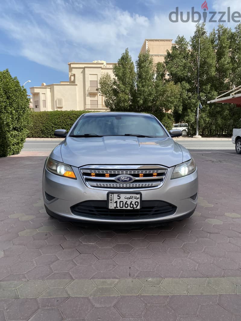 Ford Taurus Model 2011 For Sale 0