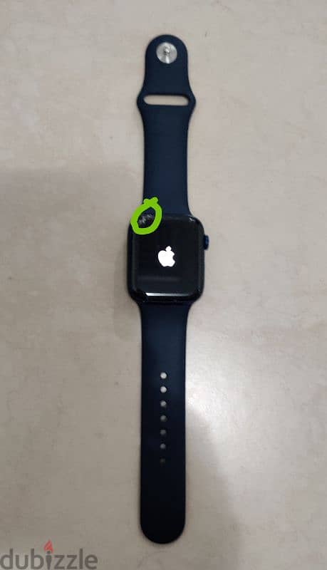 apple watch series 6 Gps 44 mm little broken with charging cabl 1