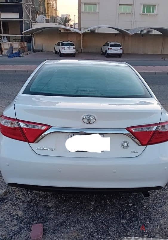 Toyota Camry 2017 1