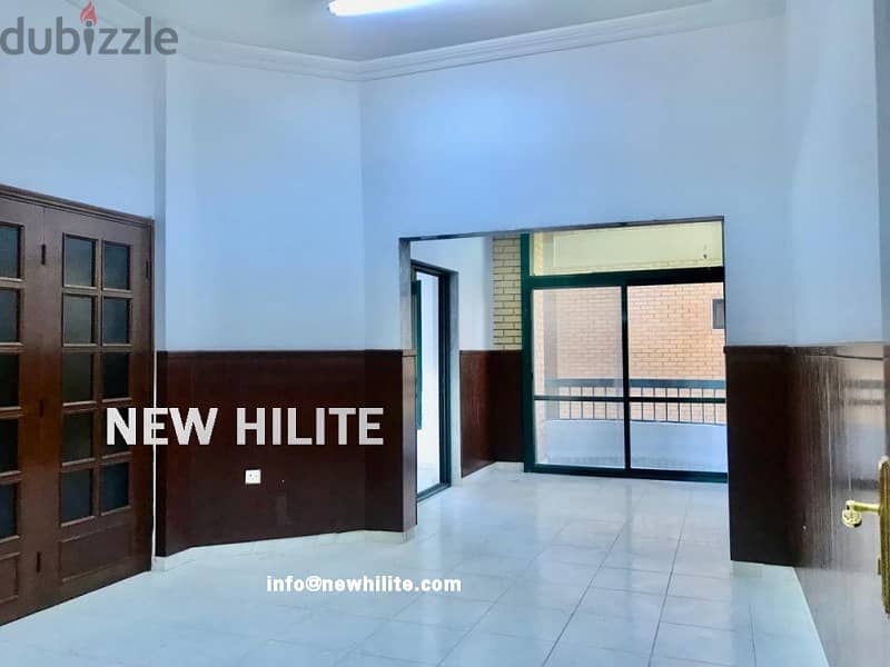 Commercial Apartment for rent in Salmiya, Kuwait 4