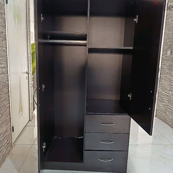 Sale wooden cabinet 1