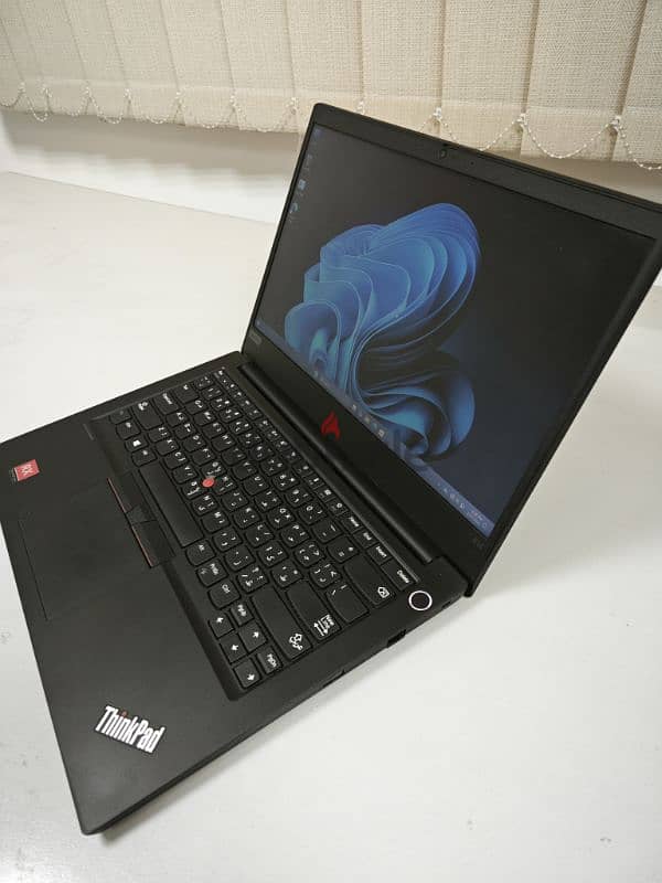 Lenovo ThinkPad E14 i5 10th 2GB VGA 16GB RAM 1