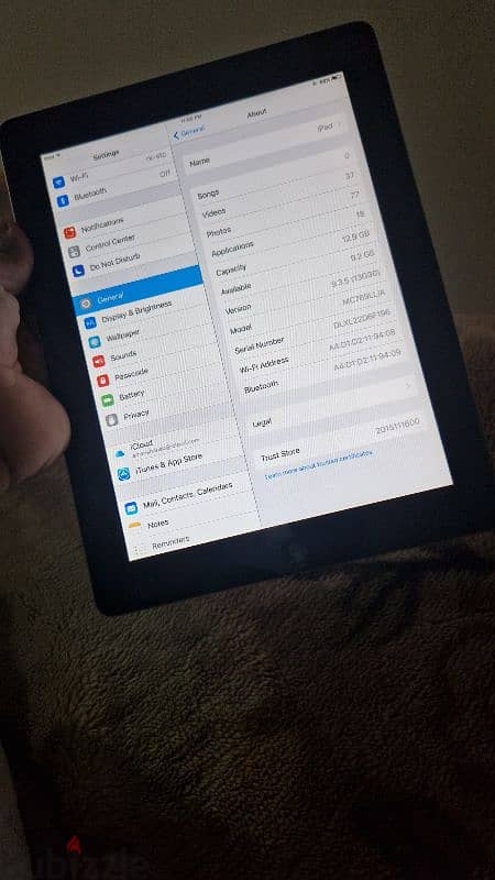 I pad 16gb neat and clean only ipad 1