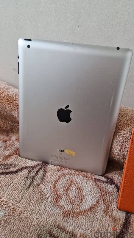 I pad 16gb neat and clean only ipad 2