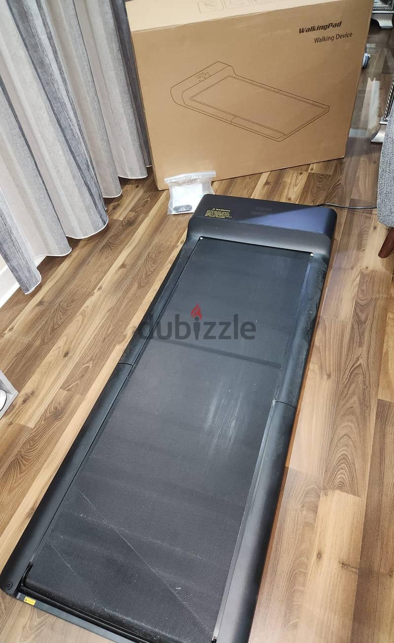 King Smith Walking Pad A1 Pro Treadmill for sale. للبيع جهاز مشي 1