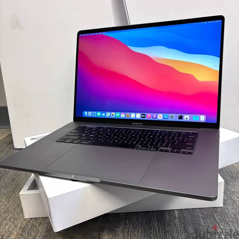 Monthly Plan EMI Apple Macbook pro sealed in box WhatsApp +17144191773 0