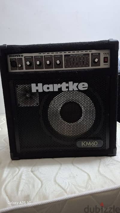 hartke 10 inch 4 chanel keyboard amp.