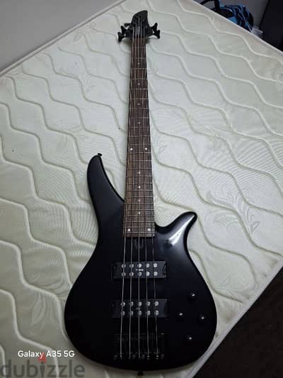 yamaha RBX 375 bass guitar.