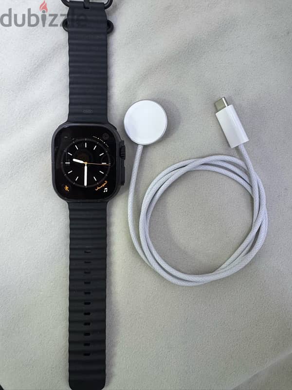 Apple watch Ultra 2 black titanium 1