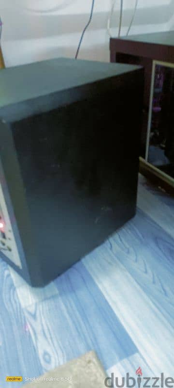 JBL POWERED SUBWOOFER 220 WATTS 2