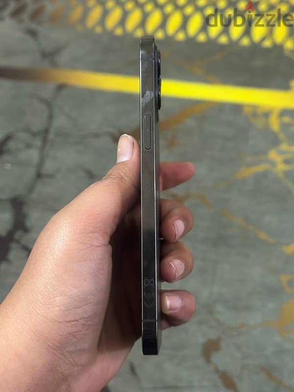 IPHONE 12 PRO MAX  not open 256 gb 87% battery   Not have scratches 3