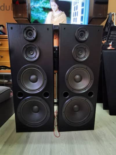 TECHINIC TOWER SPEAKERS