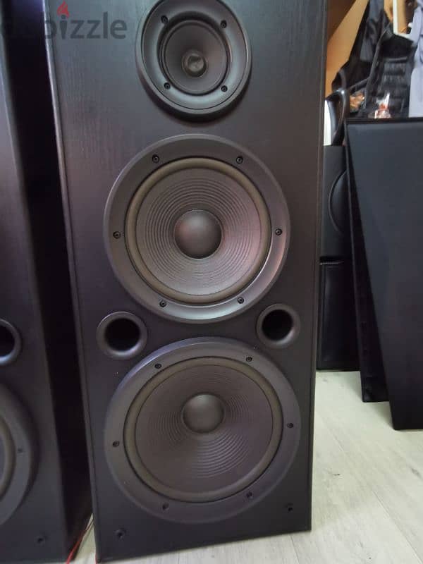 TECHINIC TOWER SPEAKERS 5