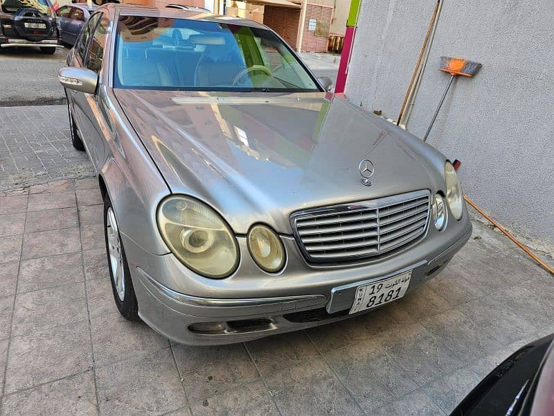 2003 mercedes E 200 0