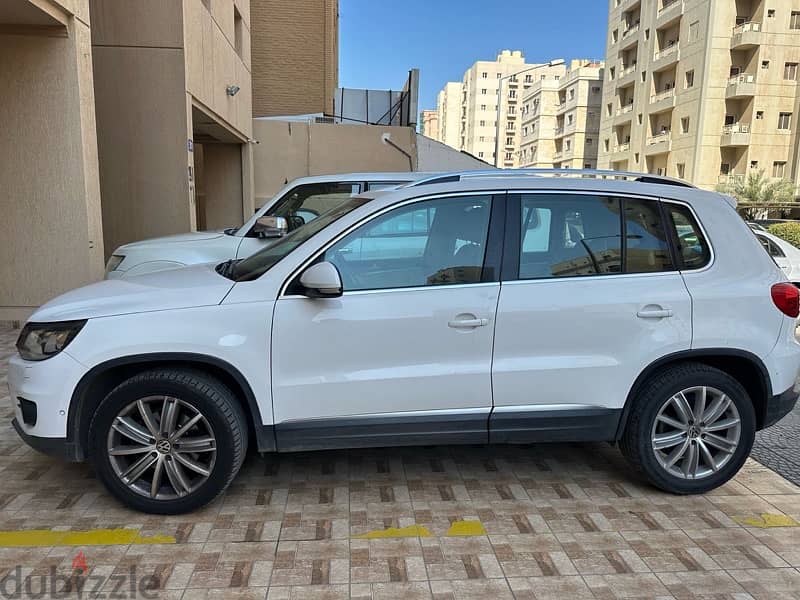 Volkswagen Tiguan 2012 1