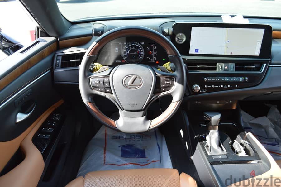 Lexus ES 250 2023 4