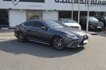 Lexus ES 250 2023