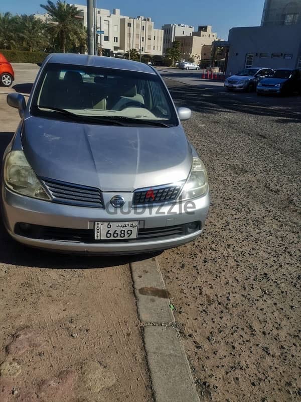 Nissan Tiida 2007 1