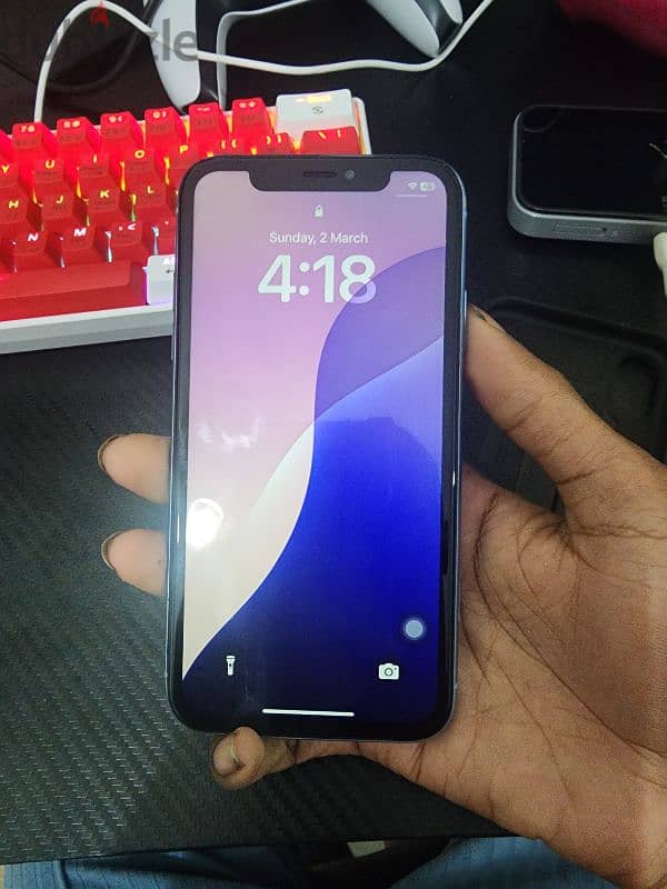 iPhone xr urgent sell 7