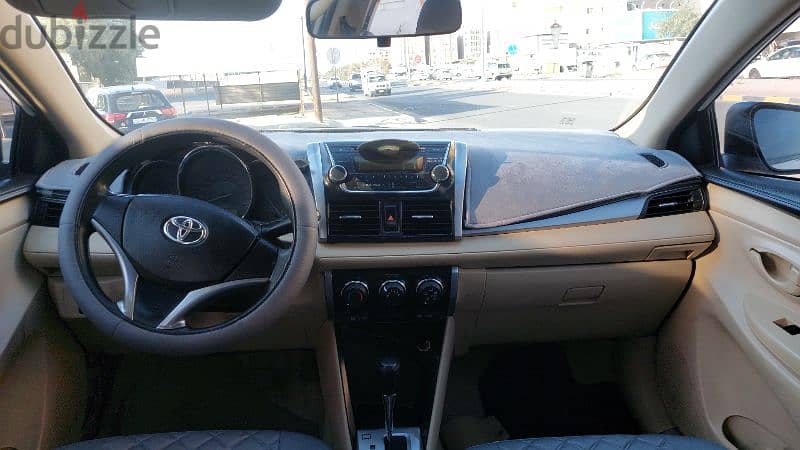 Toyota Yaris 2015 5