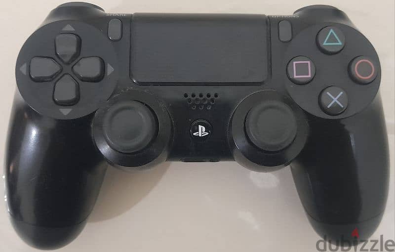 PS4 Xbox and PS4 Nacon Controller 3