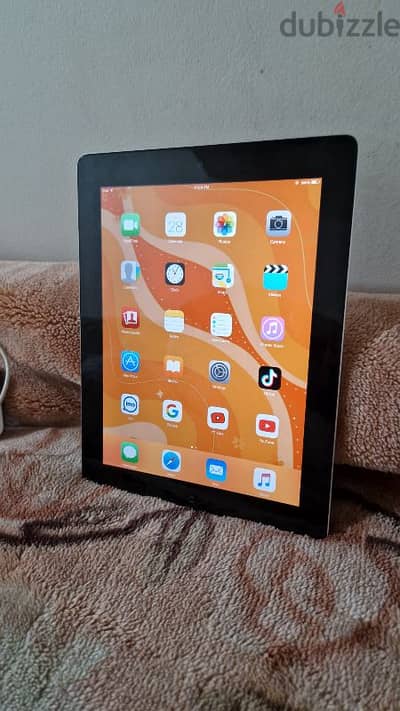 sale&exchange ipad 10 inch 16gb wifi neat and clean only ipad