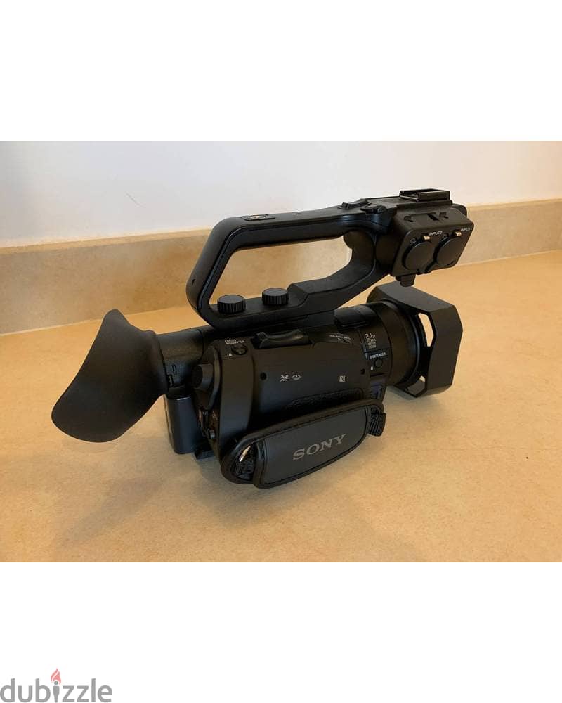 new Sony PXW-X70 Professional Camcorder 1