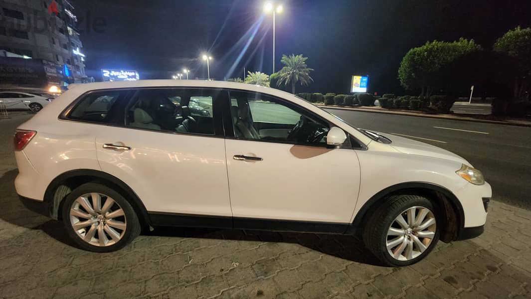 Mazda CX-9 2010 1