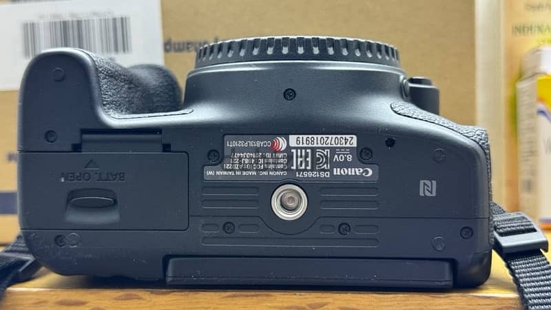 canon 750D   for sale 1