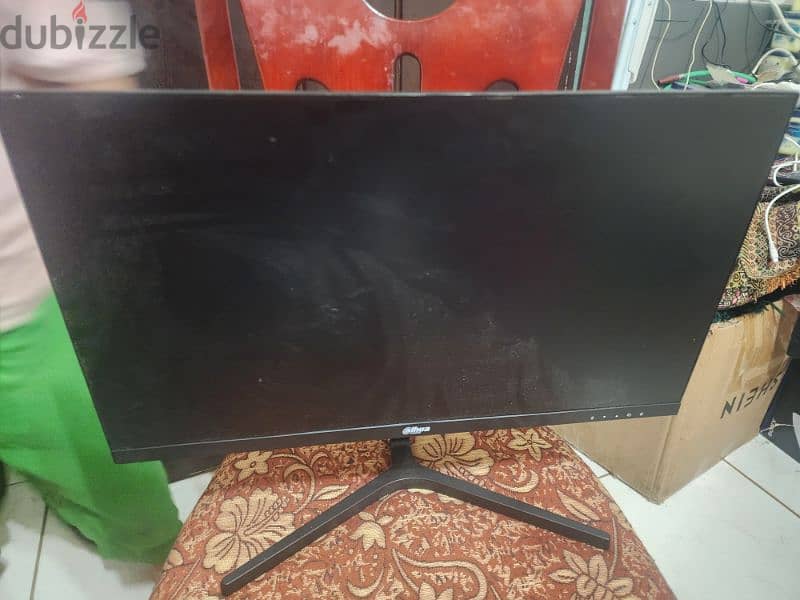 gaming monitor 21 inch 1