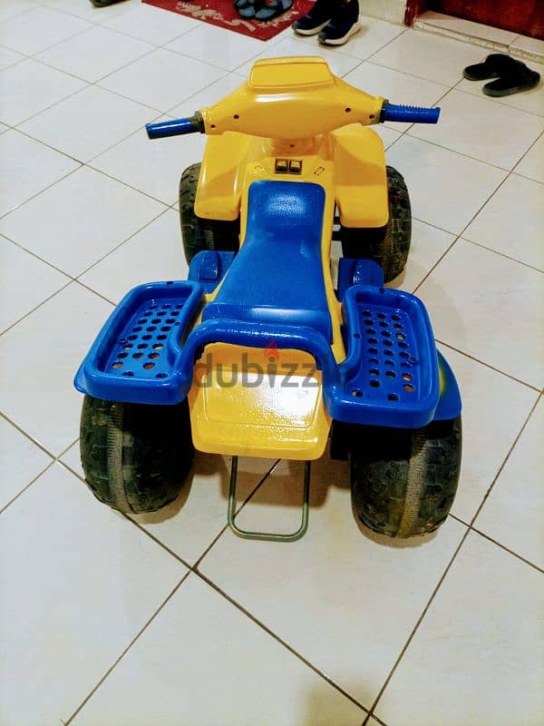 regargeable kids car urgent sell 3