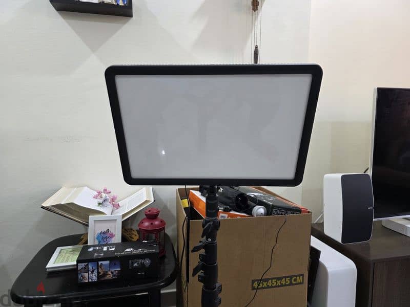 Godox LED light with stand 2